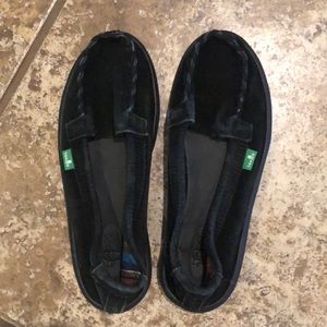 Sanuk shoes